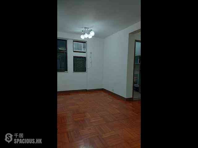 Shau Kei Wan - Perfect Mount Gardens Block D 05