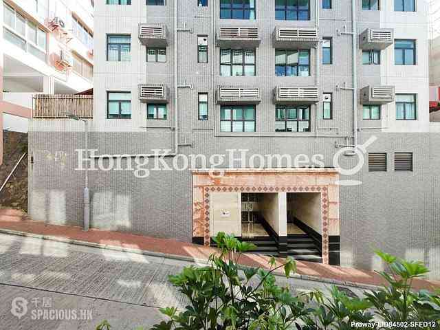 Pok Fu Lam - Aqua 33 02