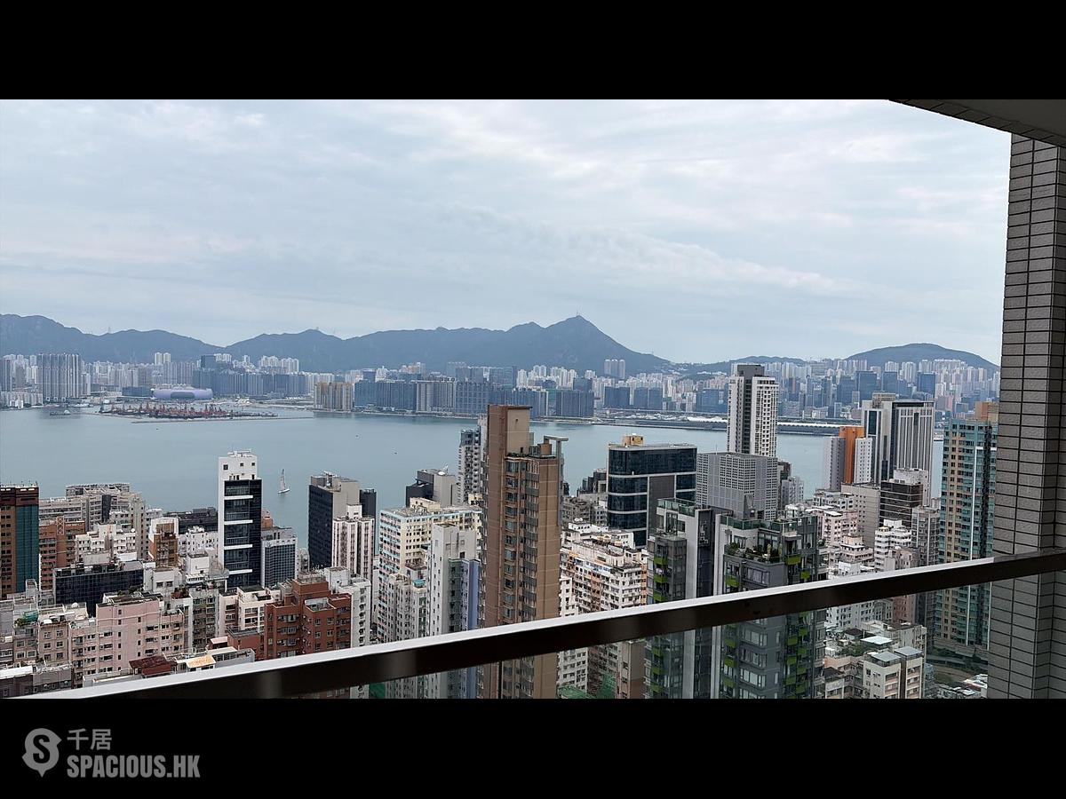 Braemar Hill - Sky Scraper 01
