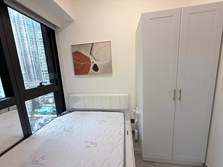 Sai Ying Pun - The Queens 04