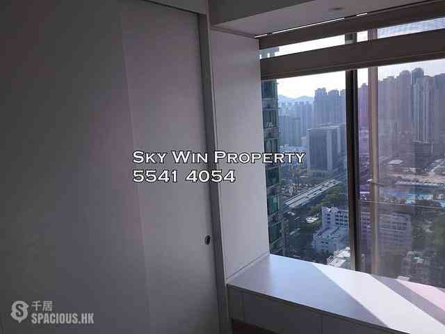 Sham Shui Po - Trinity Towers Block 1 08