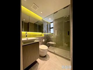 Mid Levels Central - Elegant Terrace 04