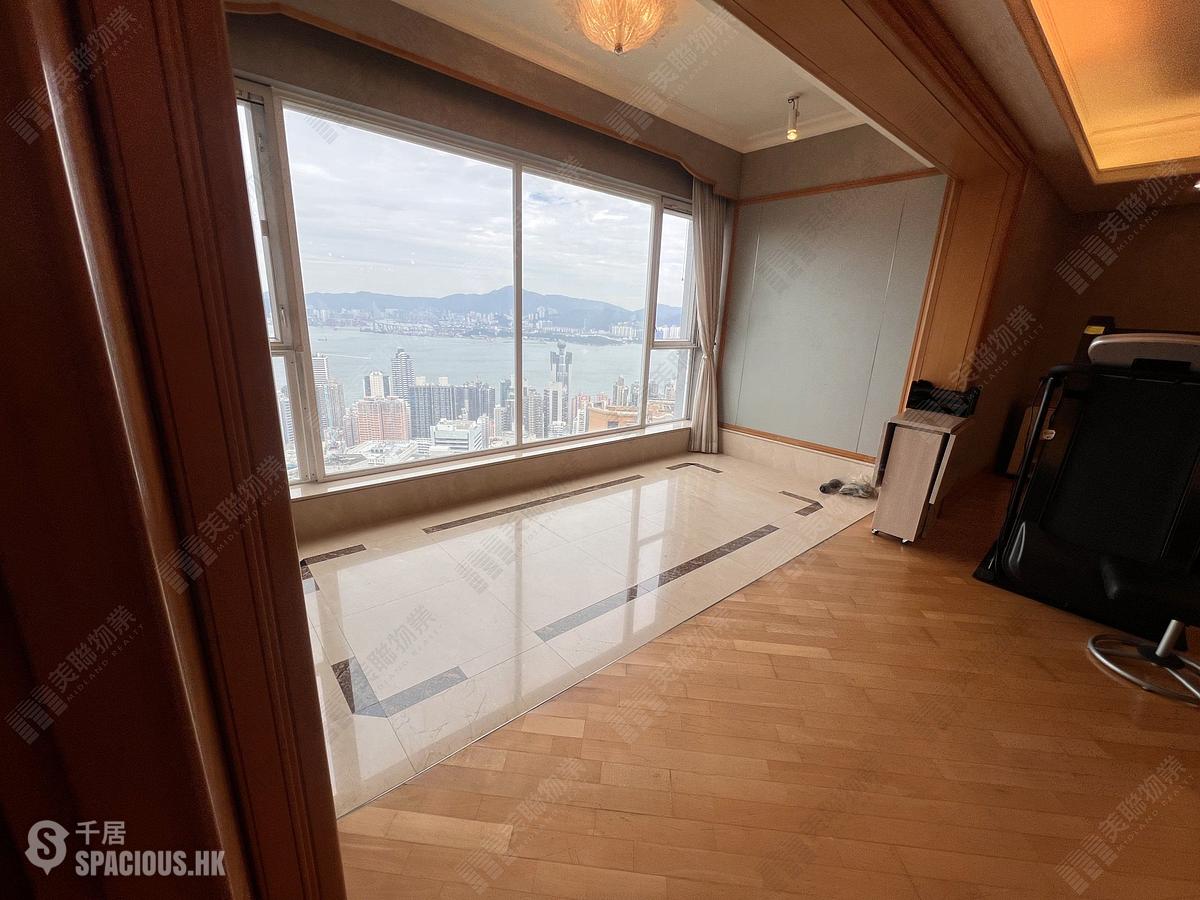 Mid Levels West - Piccadilly Mansion 01