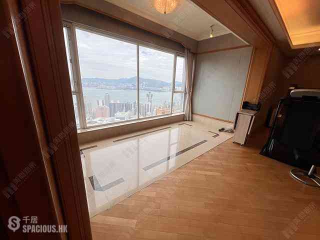 Mid Levels West - Piccadilly Mansion 01