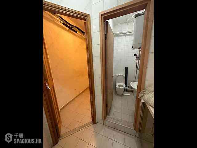 Shek Tong Tsui - The Belcher's Phase 2 Block 6 03