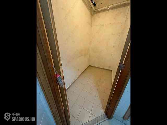 Shek Tong Tsui - The Belcher's Phase 2 Block 6 04