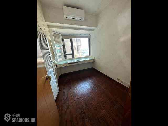 Shek Tong Tsui - The Belcher's Phase 2 Block 6 10