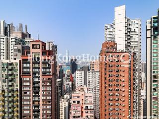 Mid Levels Central - Elegant Terrace 02