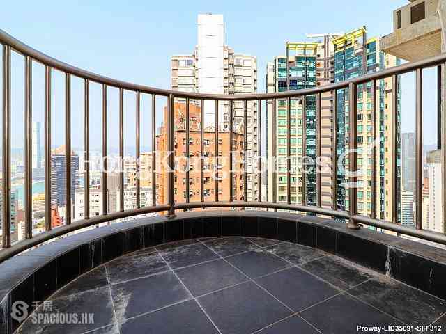 Mid Levels Central - Elegant Terrace 03