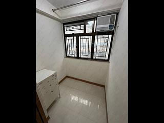 Mid Levels West - Hing Wah Mansion Block B 36