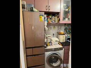 Tseung Kwan O - Beverly Garden Block 2 07