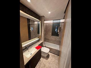 Wong Chuk Hang - The Southside Phase 2 La Marina Tower 2B 10