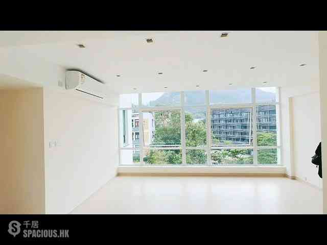 Shouson Hill - Country Villa 01