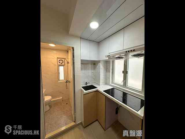 Tai Hang - Sunrise Court 03