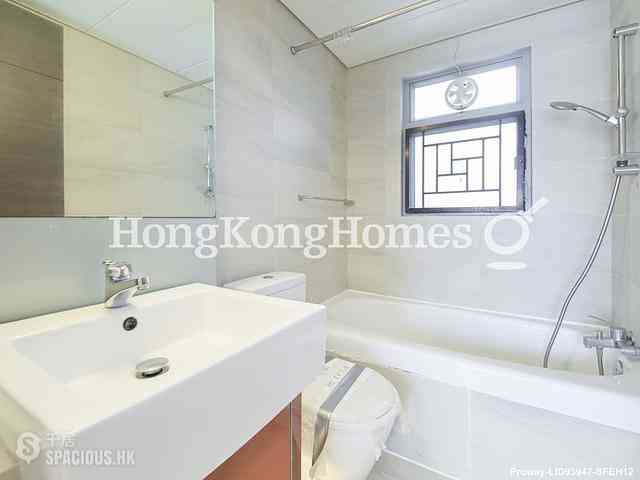 Sai Wan Ho - Grand Promenade 06