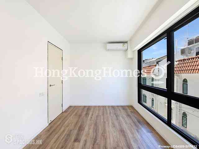 Pok Fu Lam - Aqua 33 08