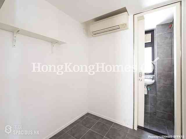 Pok Fu Lam - Aqua 33 12