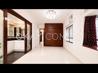Ap Lei Chau - South Horizons Phase 4 The Oasis 09