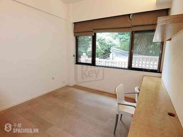 Pok Fu Lam - 18-24, Bisney Road 06