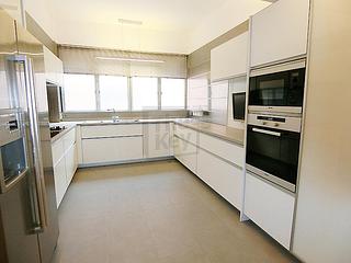 Pok Fu Lam - 18-24, Bisney Road 09