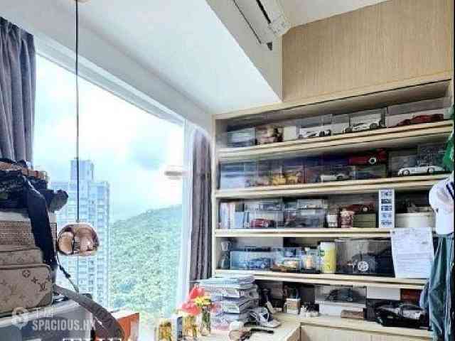 Tai Hang - The Legend 14