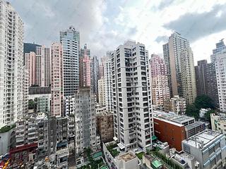 Sai Ying Pun - Island Crest Block 1 09