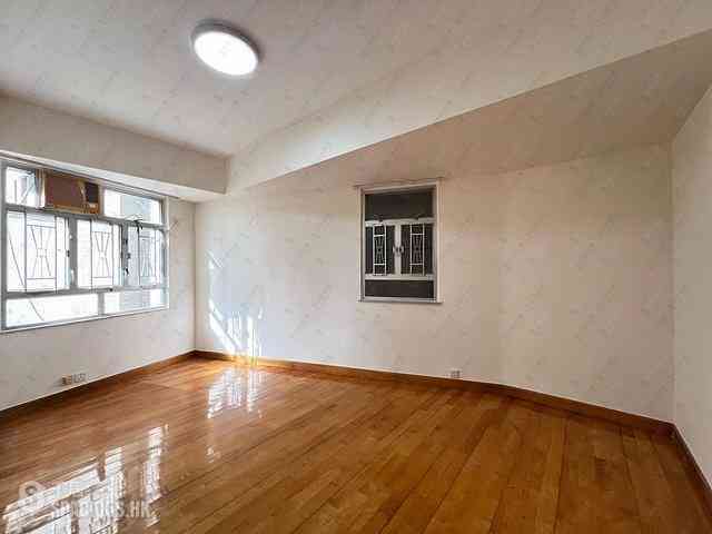 Sai Ying Pun - Rhine Court Block B 04