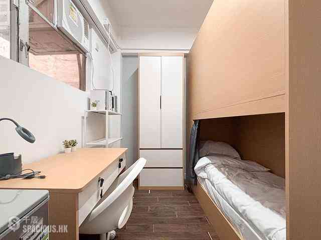 Sheung Wan - 113-115, Wing Lok Street 01