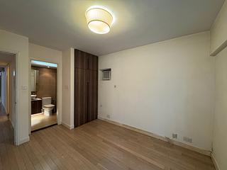 Mid Levels Central - Robinson Place 12