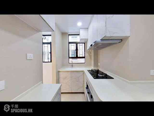 Tai Hang - 5, Wang Fung Terrace 12