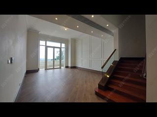 The Peak - The Mount Austin 02