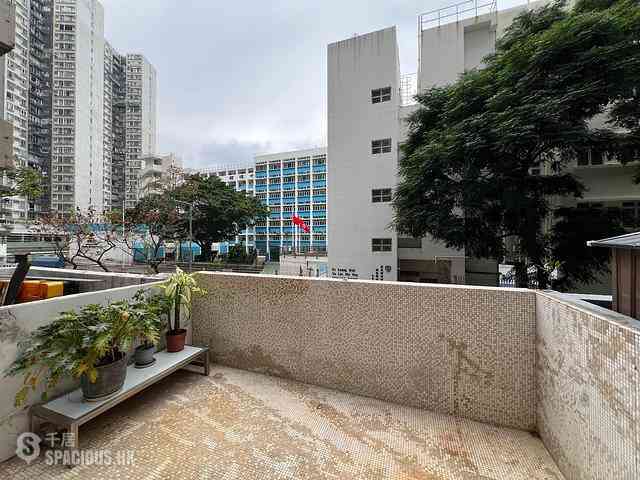 North Point - Seaview Building 03