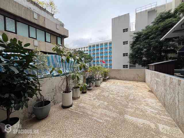 North Point - Seaview Building 07