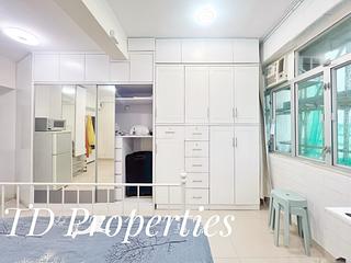 Sai Ying Pun - Koosing Building 03