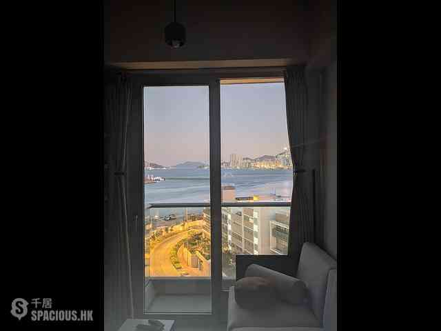 To Kwa Wan - L・Harbour 18 01