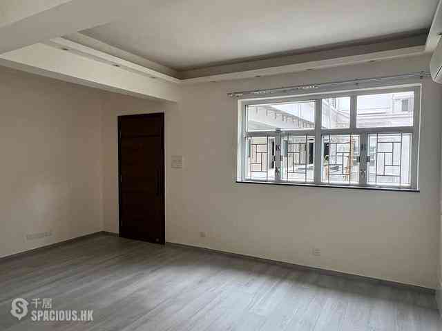 Wan Chai - Cheong Hong Mansion 05