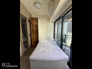 Sai Ying Pun - The Queens 02