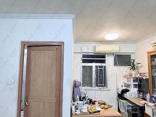 Sai Ying Pun - Yue Sun Mansion Block 2 05