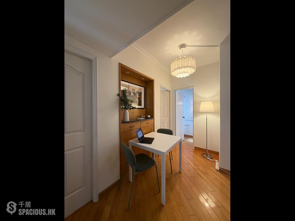 Causeway Bay - Pearl City Mansion Block C 01