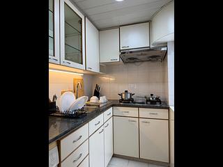 Causeway Bay - Pearl City Mansion Block C 09