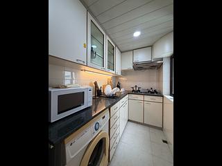 Causeway Bay - Pearl City Mansion Block C 10