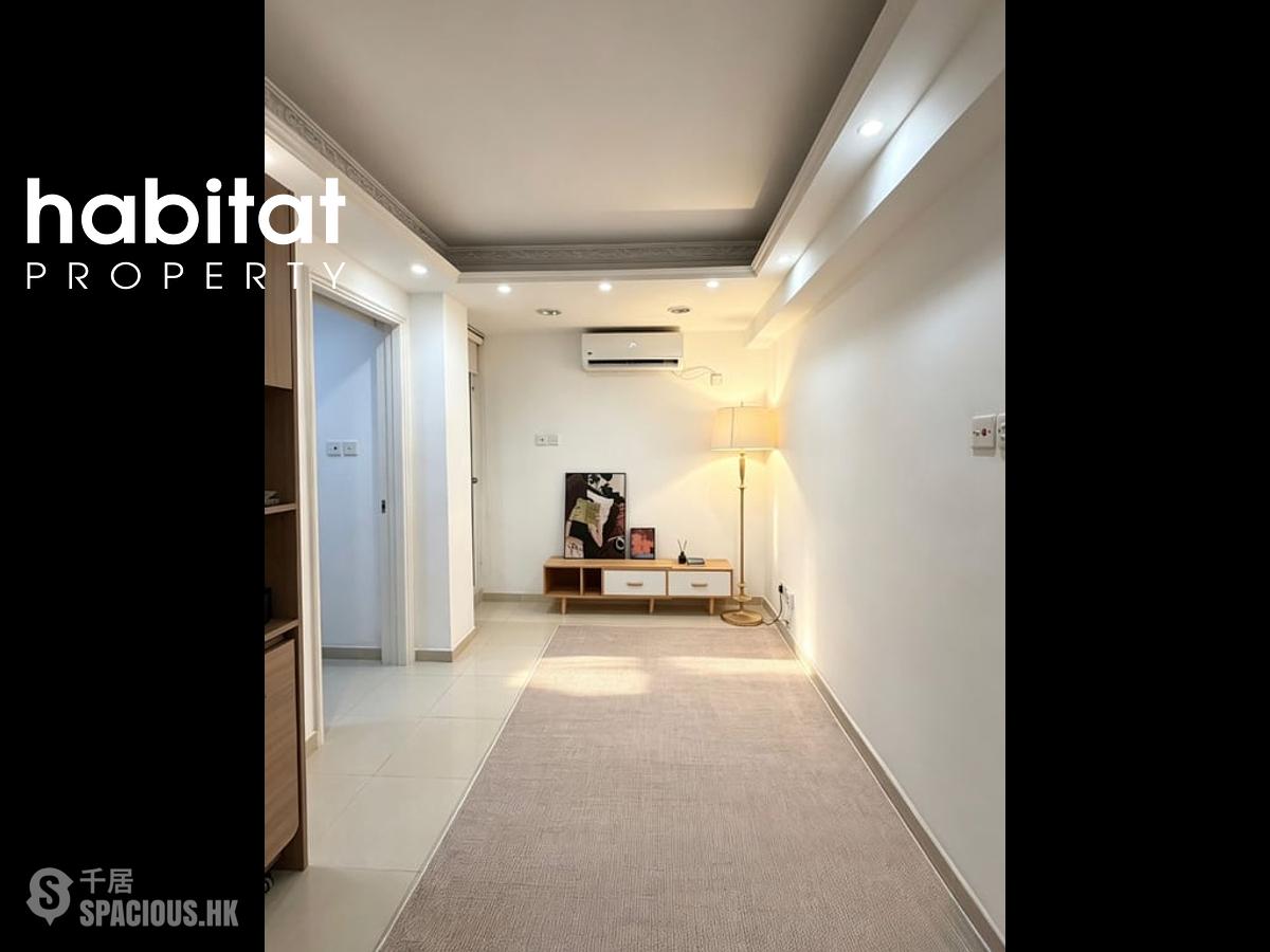 Sai Ying Pun - Fook Moon Building 01