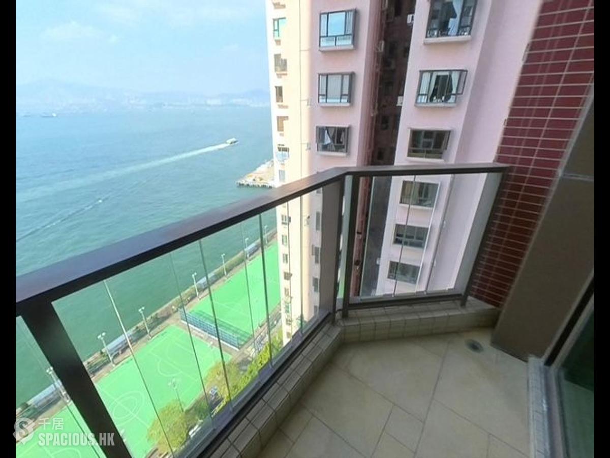 Kennedy Town - The Sail At Victoria 01