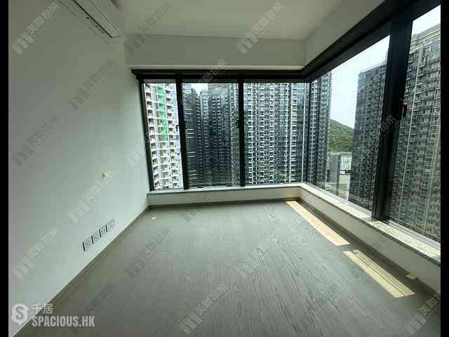 Wong Chuk Hang - The Southside Phase 3B Blue Coast 01