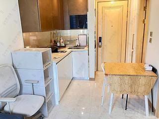 Sai Ying Pun - 63, Pokfulam Emerald House (Tower 2) 04