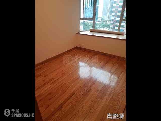 North Point - Island Place 02