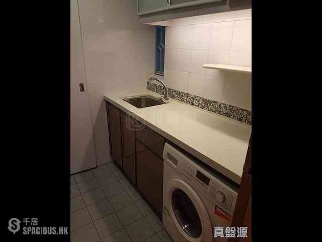 North Point - Island Place 04