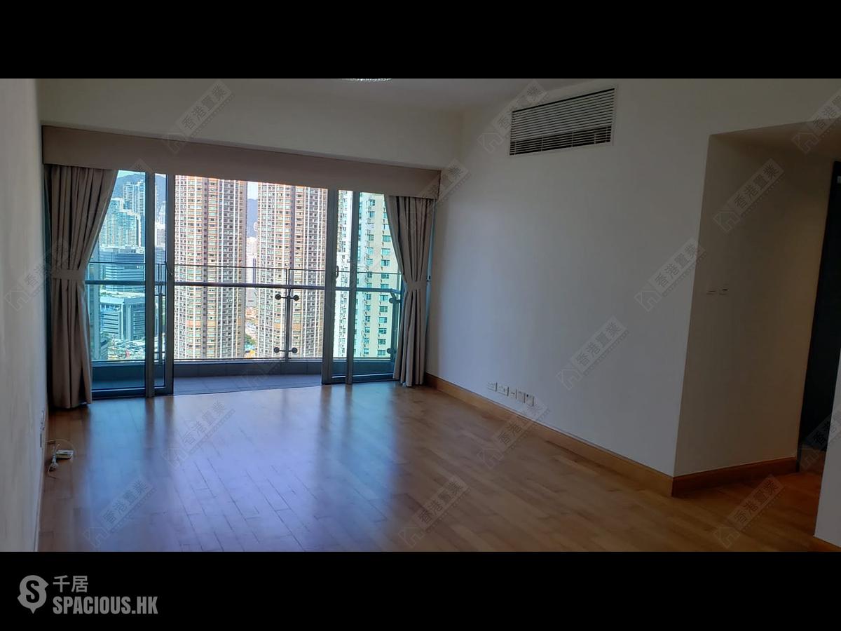 West Kowloon - The Harbourside Block 2 01