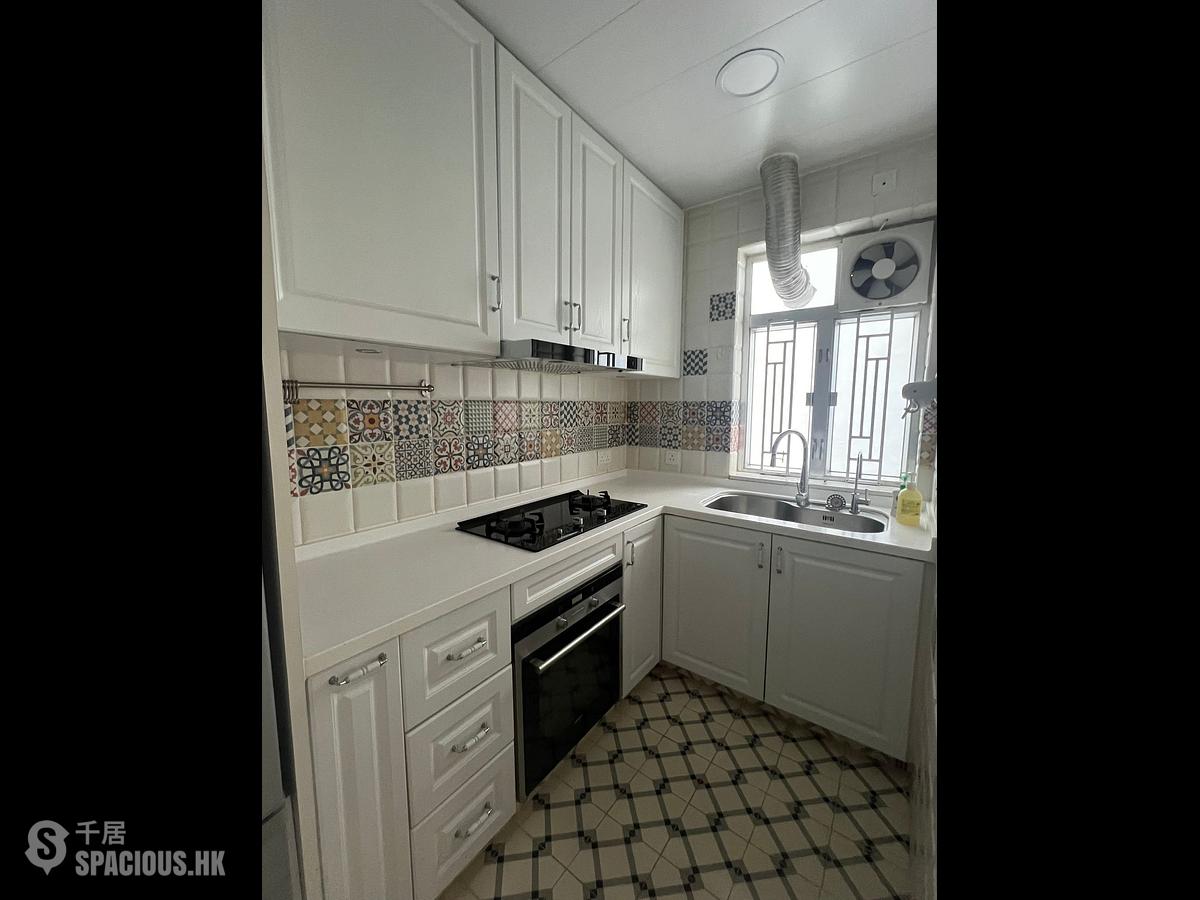 Wan Chai - Cheong Hong Mansion 01