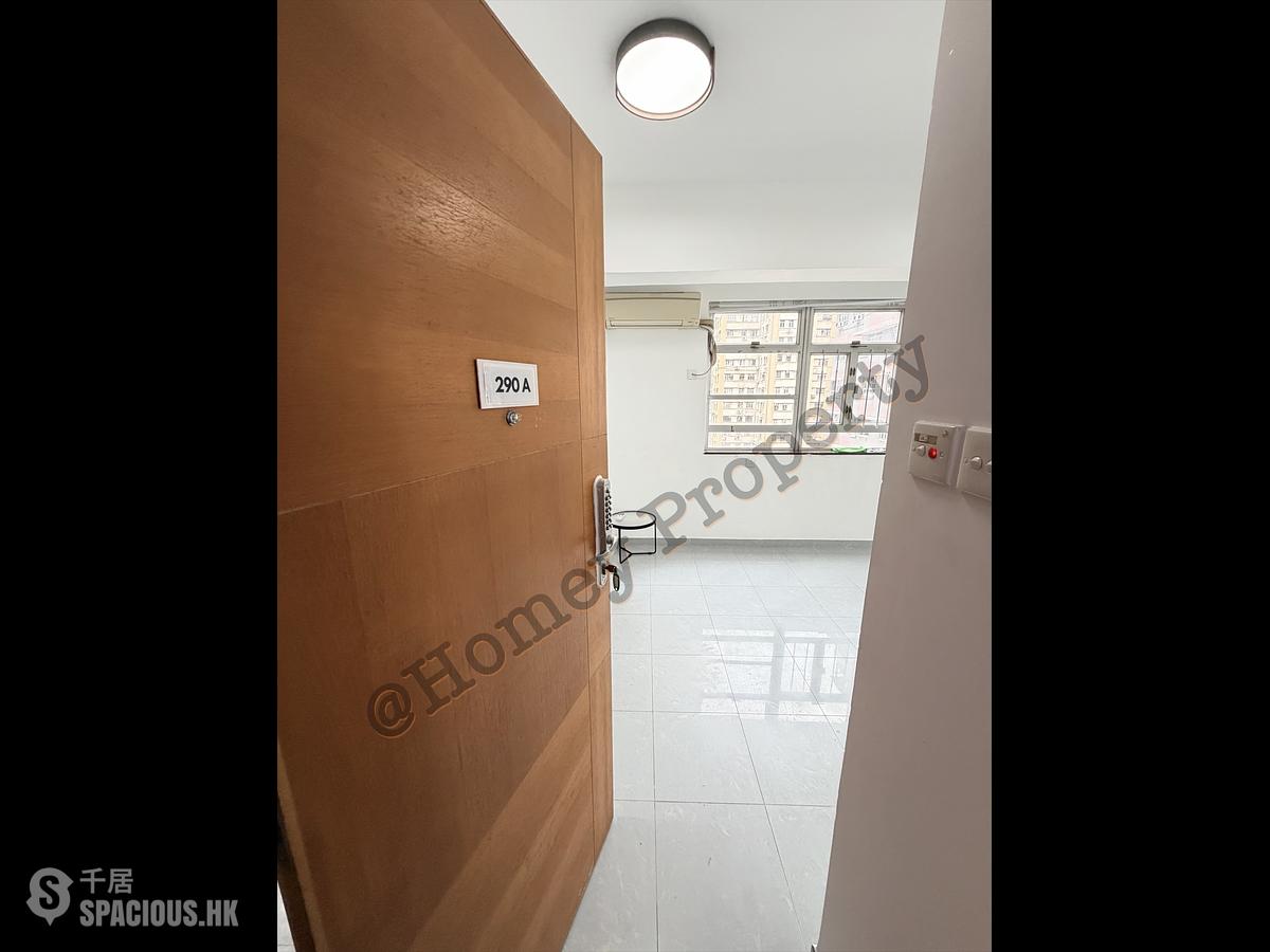 Wan Chai - Tak Wah Mansion 01